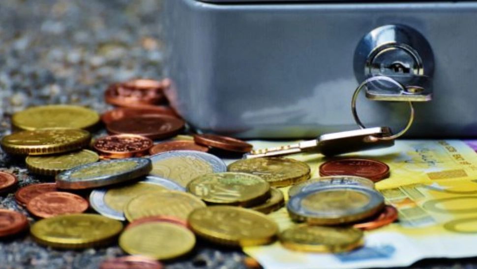 Pensiile mici rămân tot mici după majorările promise! Inflația a depășit 15%, pensiile se majorează cu 11%