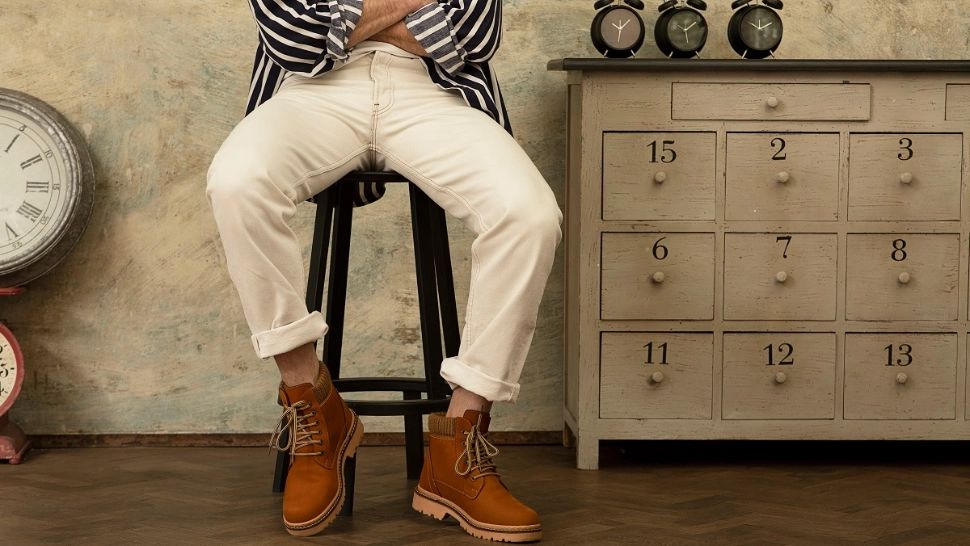 Marelbo a dat start reducerilor la toată gama de ghete pentru bărbaţi (P)