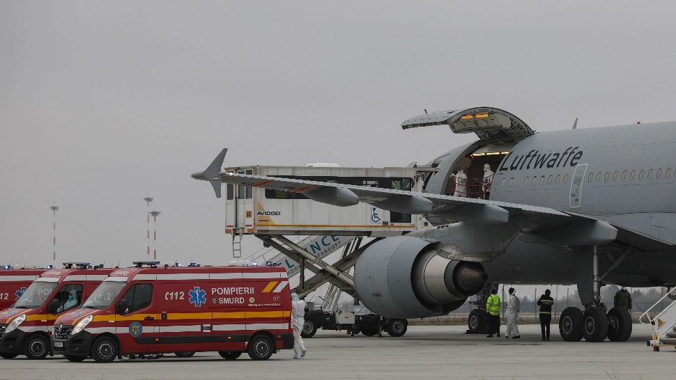 Alți 6 pacienți cu COVID-19 în stare gravă, transferați în Germania. Numărul bolnavilor mutați în străinătate a ajuns la 36