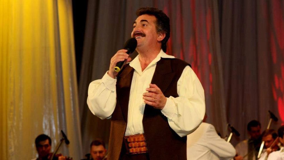 VIDEO | Ultimele aplauze pentru Petrică Mîţu Stoian. Artistul a fost înmormântat astăzi