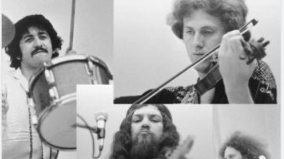 Scandal uriaș, după ce membrii formației PHOENIX au fost numiți "boschetari" 