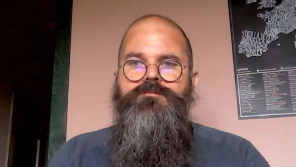 Tulpina OMICRON posibil să fie deja în România! Este doar o problemă de timp până cand va fi identificată. Ce spune expertul în sănătate publică Răzvan Cherecheș 