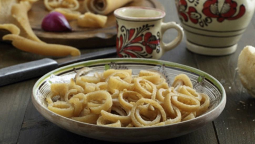 Ce se întâmplă în corpul tău dacă mănânci șorici de porc 