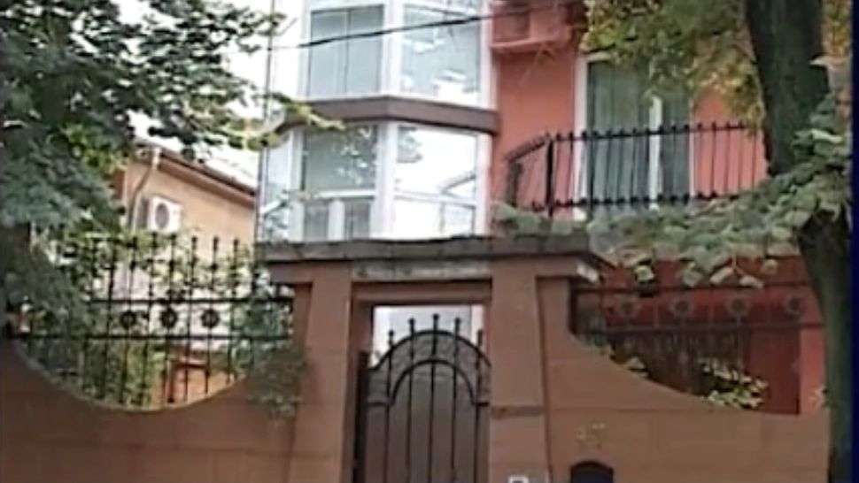 Apartamentul lui Omar Hayssam, scos din nou la LICITAȚIE. Prețul este ȘOCANT