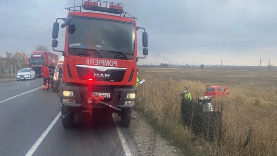 FOTO Accident GRAV la ieșirea din Buzău - 2 persoane rănite duse de urgență la spital 