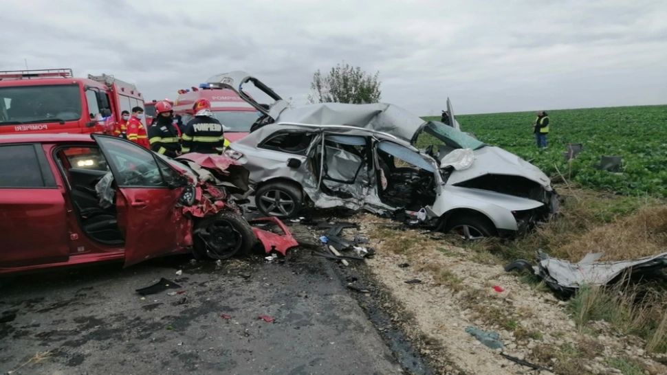 Trei autoturisme, implicate într-un accident rutier în municipiul Bârlad