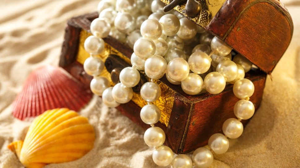 A fost descoperită cea mai veche bijuterie din lume. Are aproape 150.000 de ani