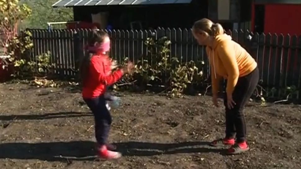 Teleorman: Patru suflete trăiesc într-o singură cameră - Hainele ori construirea unei băi sunt un lux pentru o familie nevoiașă