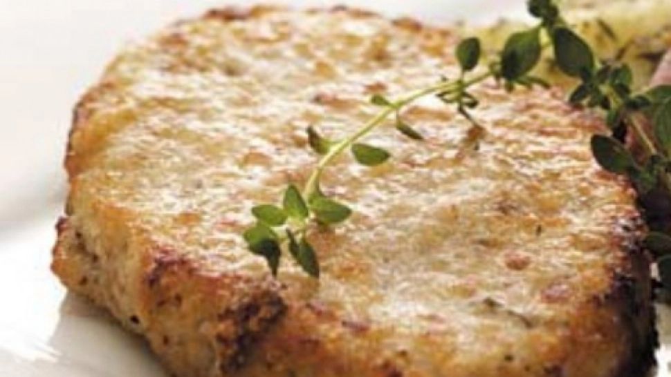Cum faci cele mai fragede cotlete de porc. Un minut în acest amestec şi vor avea un gust divin!