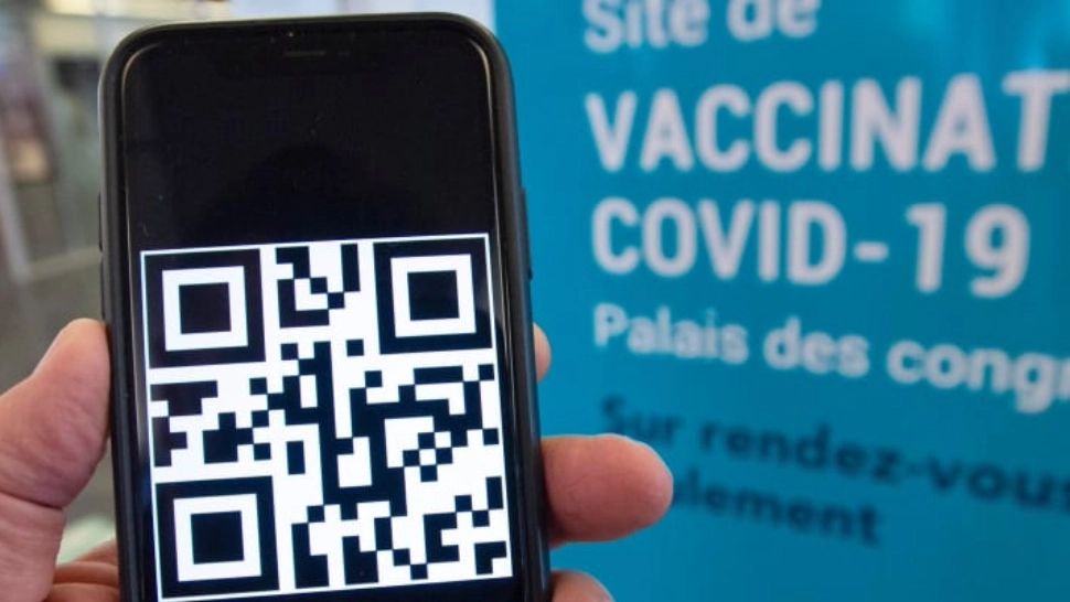 Un MEDIC este acuzat că a VACCINAT ‘’la chiuvetă’’ mii de persoane. Unde s-a întâmplat