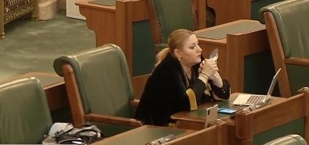 Diana Șoșoacă, delir total după eșecul protestului din Piața Constituției. Senatoarea amenință jurnaliștii cu pușcăria