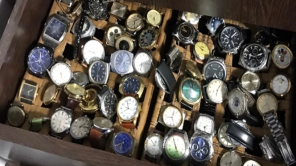 Ceasuri FURATE din Suedia, VÂNDUTE pe internet în România 