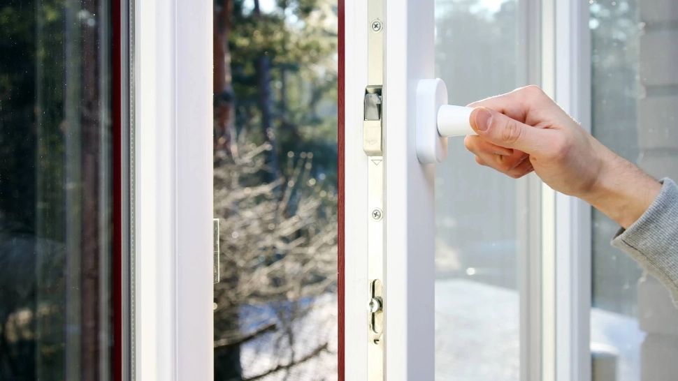 Secretul geamurilor termopan. Cum să verifici dacă sunt reglate pentru iarnă