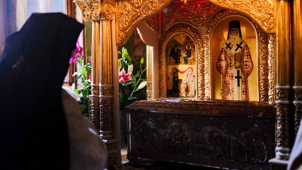 Pelerinaj în București, la moaștele Sfântului Nectarie - Până când durează ceremonia de la mânăstirea Radu Vodă