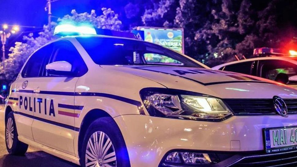 A încercat să își ia viața pentru că nu a fost lăsat să iasă din țară. A fost salvat la timp