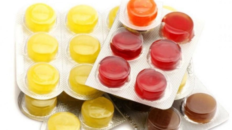 STUDIU. Bomba calorică vândută sub denumire de medicament. Cât zahăr conțin pastilele de supt