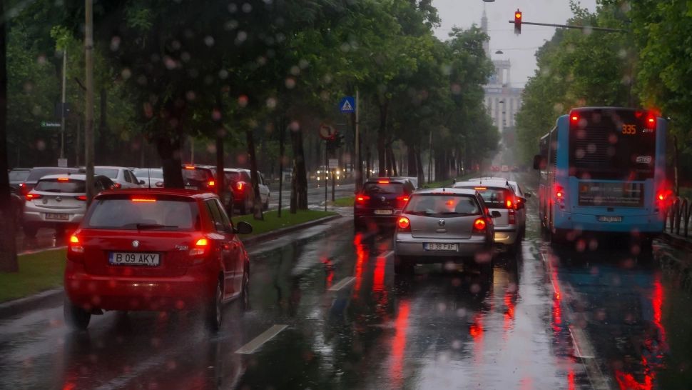 Vreme capricioasă în Capitală, cu precipitații și temperaturi foarte SCĂZUTE: Cum va fi frig va fi de Sf. Andrei și 1 Decembrie