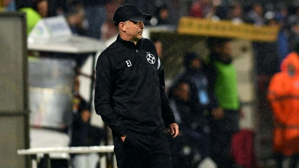 Curg ofertele pentru Edi Iordănescu! Fostul antrenor de la FCSB este dorit în Occident
