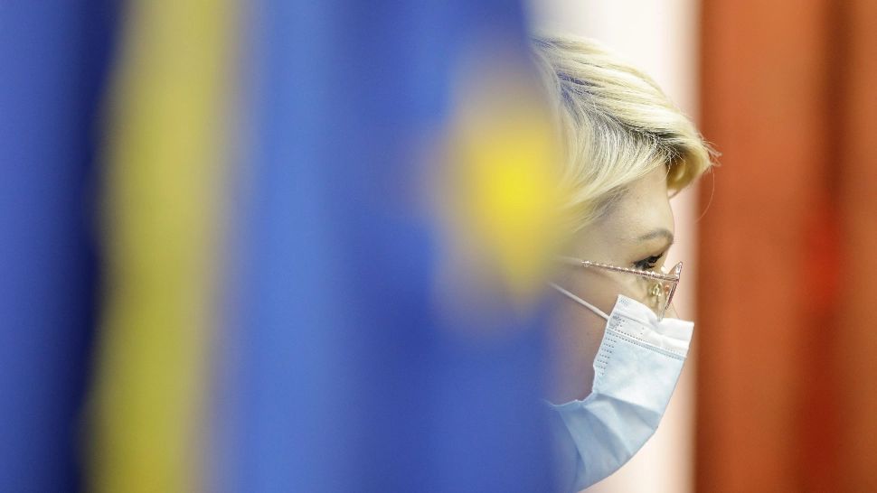 Raluca Turcan, despre colaborarea cu cei din PSD: „Nu pot decât să strâng din dinți și să merg mai departe”