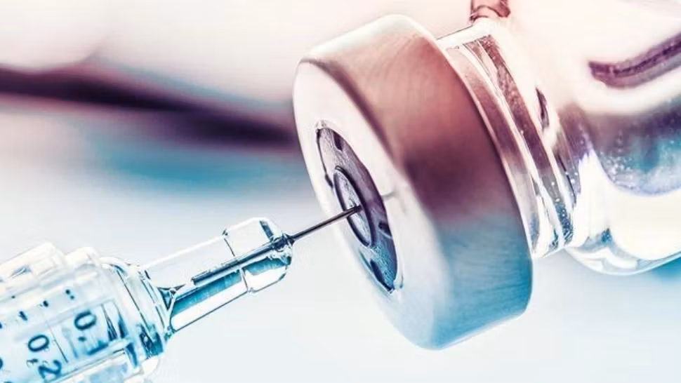 A treia doză a vaccinului anti-Covid devine obligatorie! În ce țară din U.E. se întâmplă 