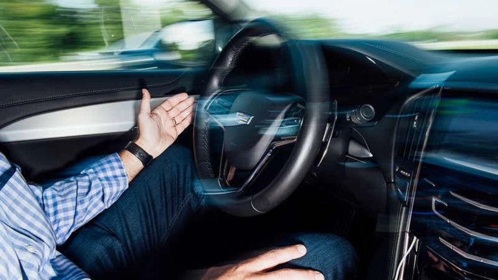 5 greşeli făcute de şoferi în timpul condusului, care îi duc în service