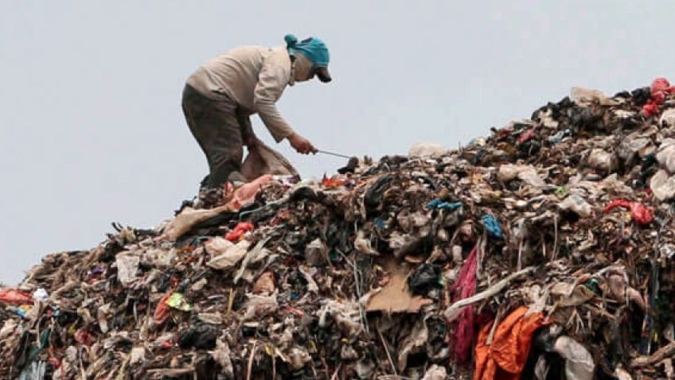 Un bărbat caută de 8 ani un hard cu crypto monede la o groapă de gunoi. Valoarea portofelului electronic s-ar ridica la 360 de milioane de dolari