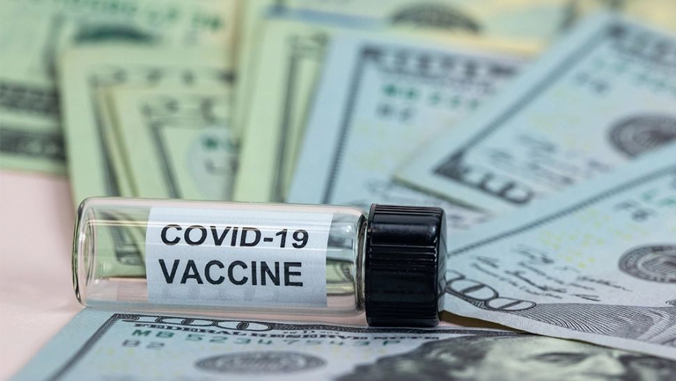 Cine face doza BOOSTER va primi 500 de euro - Ce țară din lume oferă bonus pentru protecția COVID-19