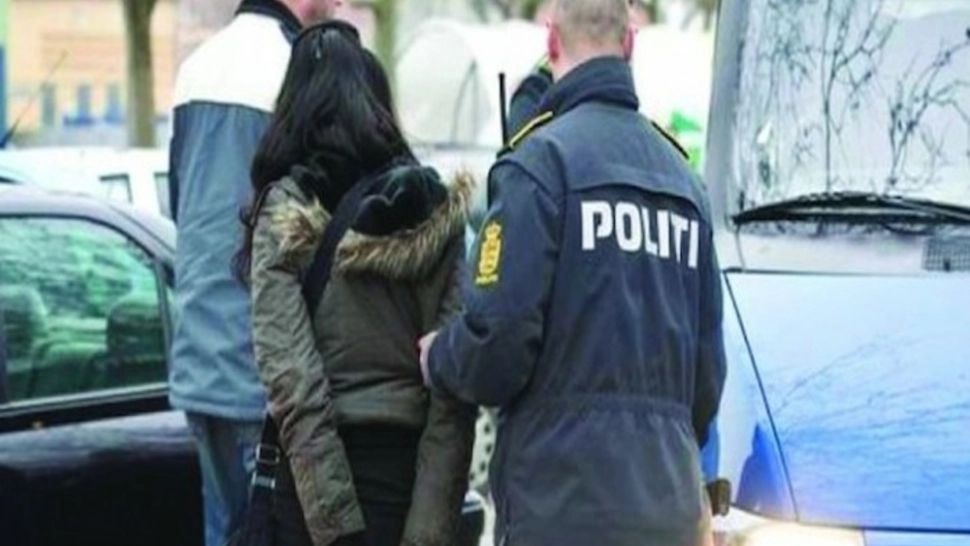 Directoarea creşelor din Ploieşti, ARESTATĂ PREVENTIV pentru 30 de zile în dosarul privind furtul de alimente şi alte produse destinate copiilor