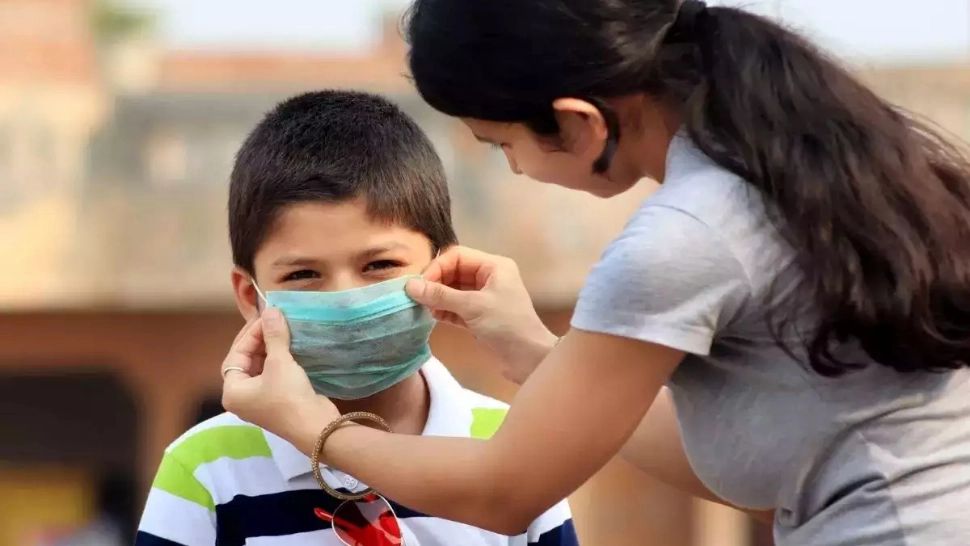 O nouă alertă la nivel MONDIAL! Simptome bizare OMICRON au fost identificate la copii. De ce se feresc medicii