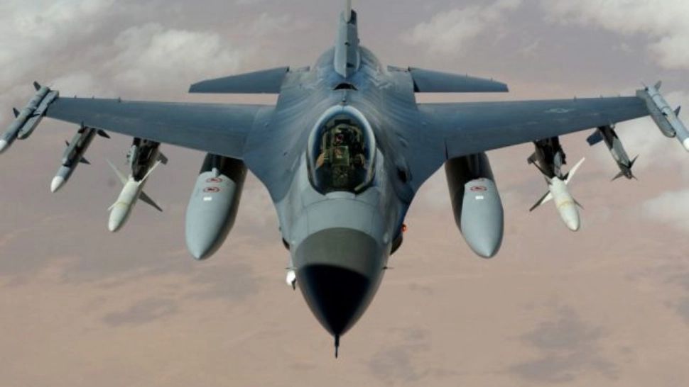 România se înarmează: cumpără 32 de avioane F-16. Bobby Păunescu: Suntem cea mai mare forță în zonă - punctele nevralgice