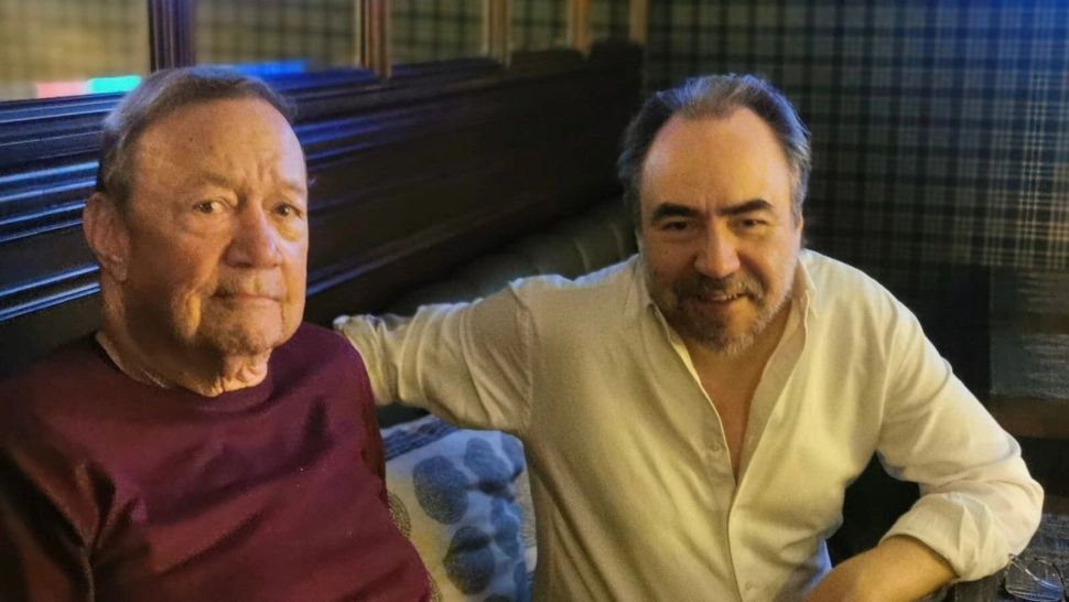 Milton  Bearden, consultant pentru filmul românesc "Fantomele", regizat de Bobby Păunescu 