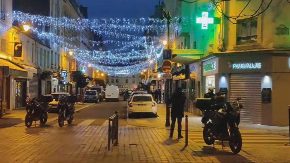 UPDATE ALERTĂ la Paris, după o luare de ostatici. Atacatorul a eliberat una dintre cele 2 femei reținute