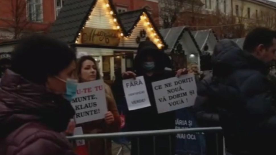 VIDEO/ PROTEST la Târgul de Crăciun din Cluj: De ce se simt NEDREPTĂȚIȚI oamenii