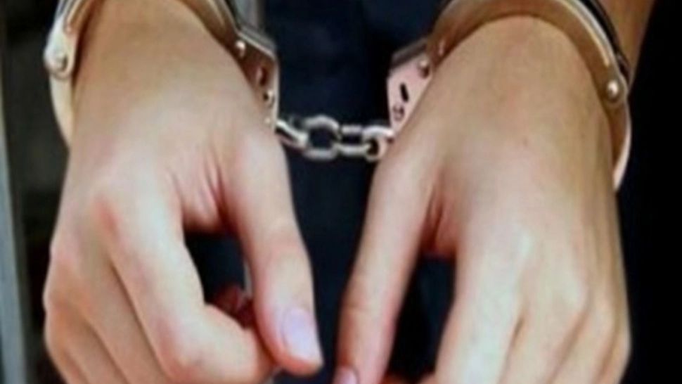 Angajata unui centru pentru copii, REȚINUTĂ după ce a FURAT mâncarea din bucătăria unității