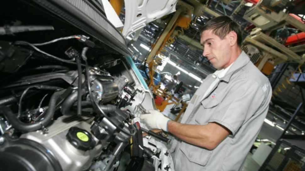 Nu există o mașină fabricată în Europa care să nu aibă cel puțin o componentă fabricată în România. Cine face afirmațiile 