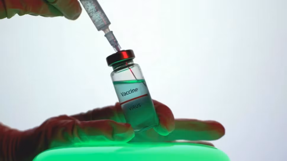 Ce tip ce vaccin e bun pentru varianta Omicron. Pericolul stimulării în exces a sistemului imunitar. Anunțul specialiștilor