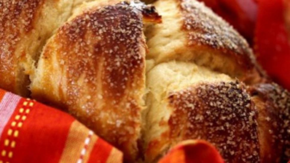 Cozonac de post. Ce ingrediente se folosesc pentru a obține un desert perfect