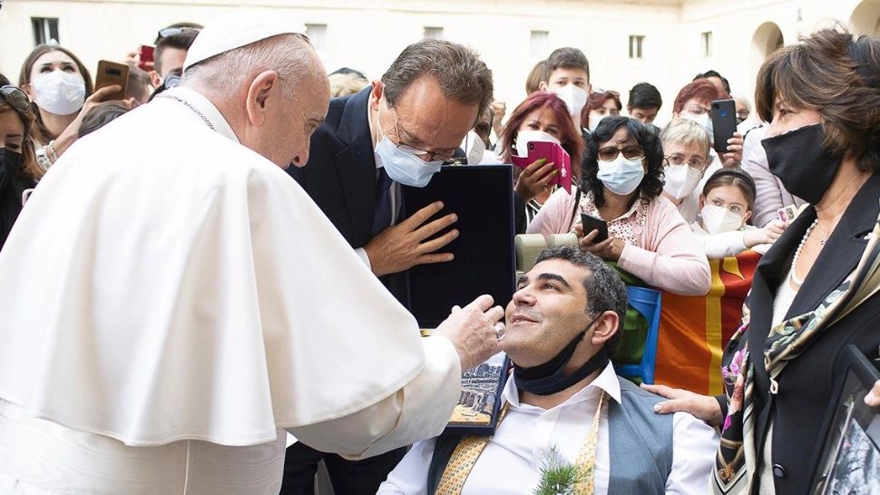 Un bărbat cu dizabilităţi va merge în Arctica cu un mesaj de la Papa Francisc. Care este motivul 