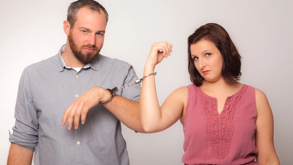 3 zodii de bărbați pe care îi vei pierde dacă încerci să îi ții sub papuc: sunt cei mai buni parteneri pe care îi poți avea, dar NU le îngrădi libertatea