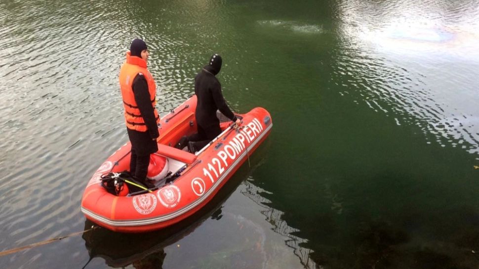 Bătrână dată dispărută, găsită înecată în râul Gilort