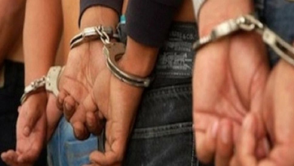 SCANDALOS! Aproximativ 500 de mașini au primit avizul tehnic fără îndeplinirea condițiilor legale: 10 persoane, REȚINUTE