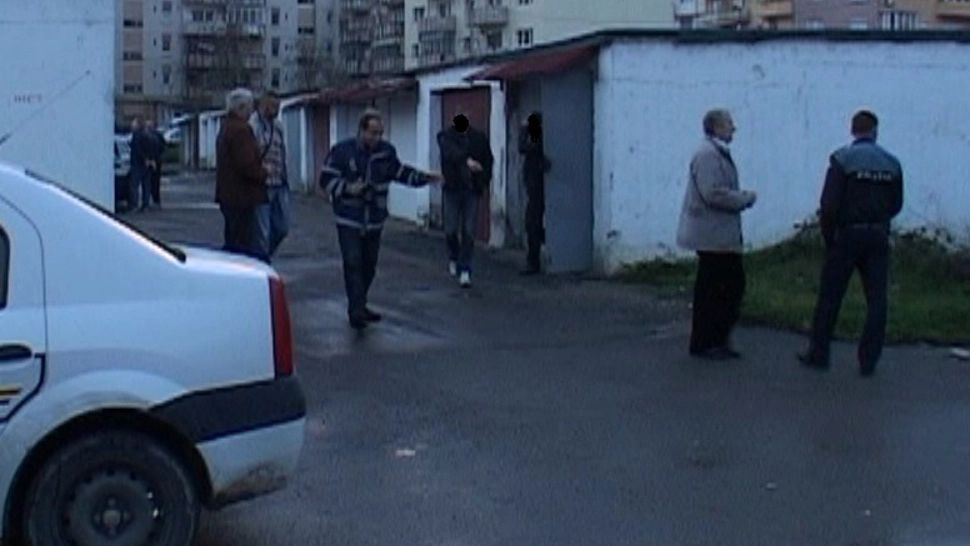 Hoți profesioniști, prinși când încercau sa spargă un … garaj. În trecut, aceștia au furat bunuri de 100.000 de lei