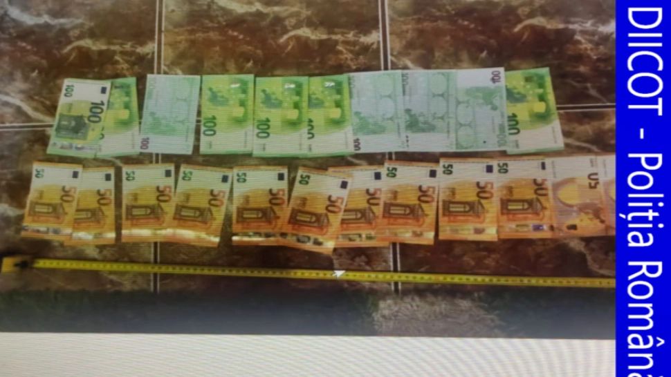 FOTO | O femeie din Bistrița a ajuns după gratii, după ce a fost prinsă cu peste 1 kg de stupefiante