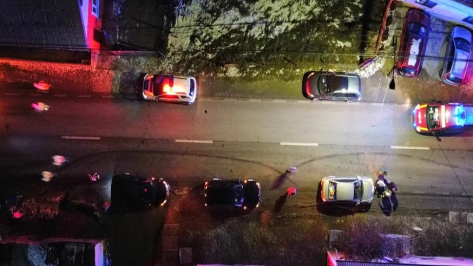 VIDEO | Accident grav în județul Bistrița-Năsăud. O femeie și o fetiță de 10 ani, rănite pe DN17C