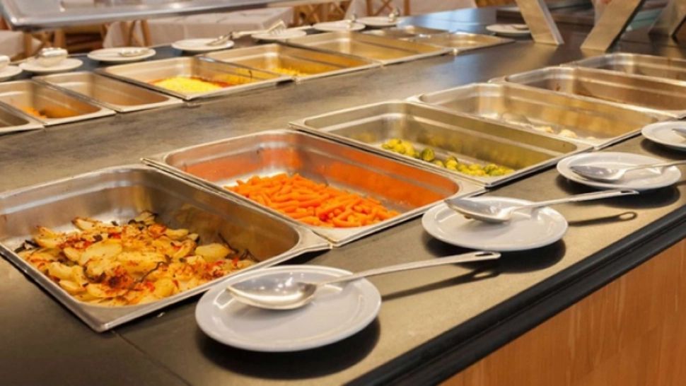 Ce să NU mănânci niciodată la all inclusive. Nimic nu se aruncă, totul se refoloseşte