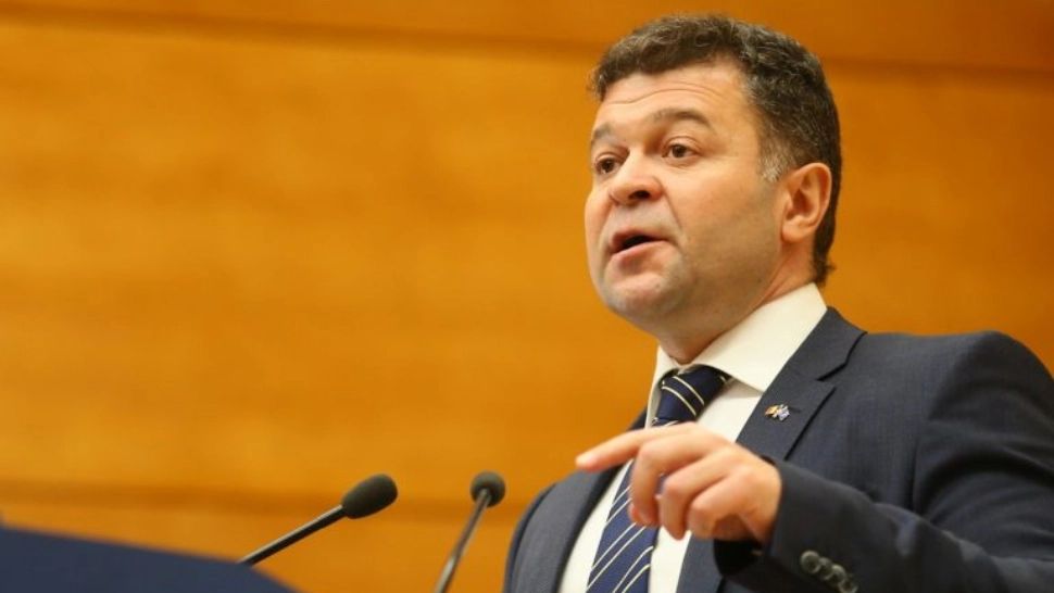 Proiect de lege pentru predarea Revoluţiei în școli. Deputatul Marilen Pirtea: „E o datorie de onoare”