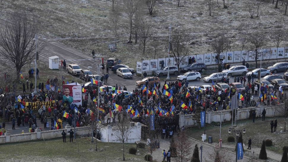 Protestul de la Palatul Parlamentului în IMAGINI. Galerie FOTO