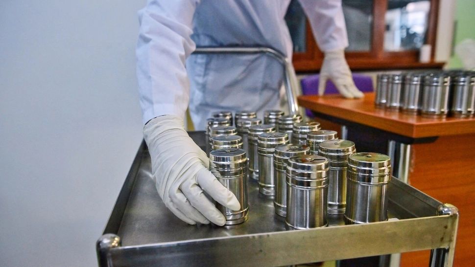 Bilanț coronavirus 30 decembrie. Cifre dramatice, pe sfârșit de an - aproape 1.500 de cazuri noi. Câte decese s-au anunțat, în ultimele 24 de ore