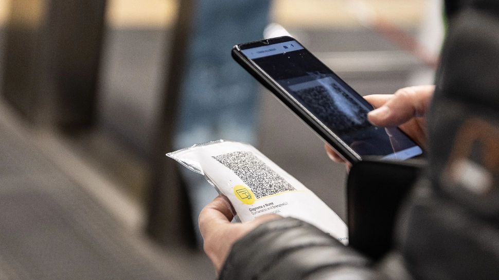 Încă o țară înăsprește măsurile anti-Covid. Cei care nu fac doza booster își vor pierde Green Pass-ul