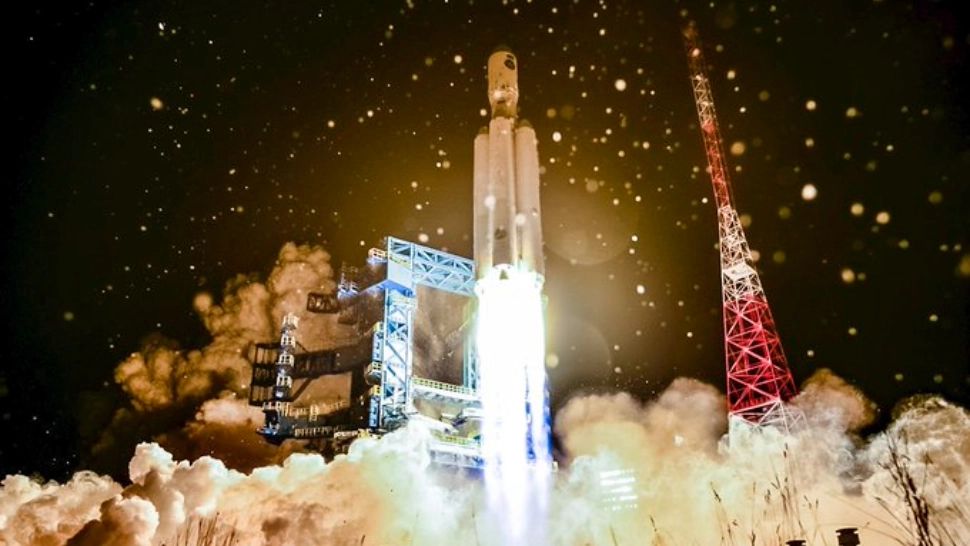 FOTO + VIDEO | Rușii au lansat o rachetă revoluționară. Turismul spațial, noul moft al bogaților lumii